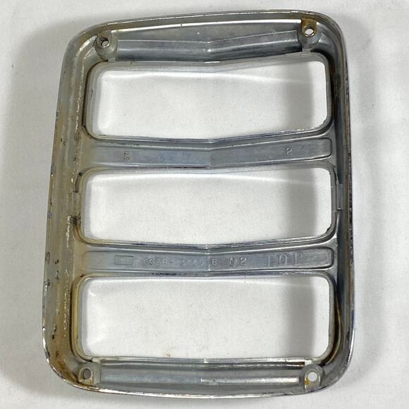 Vintage '64 '66 Ford Mustang Tail Light Bezel Set Pair C4ZB-13449-B OEM Part - Picture 8 of 11